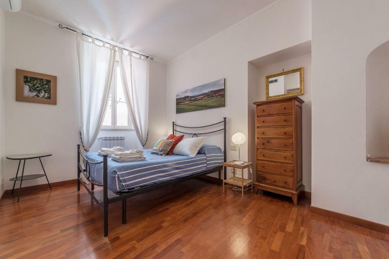 Casa Zeffiro - FromhometoРим Екстер'єр фото
