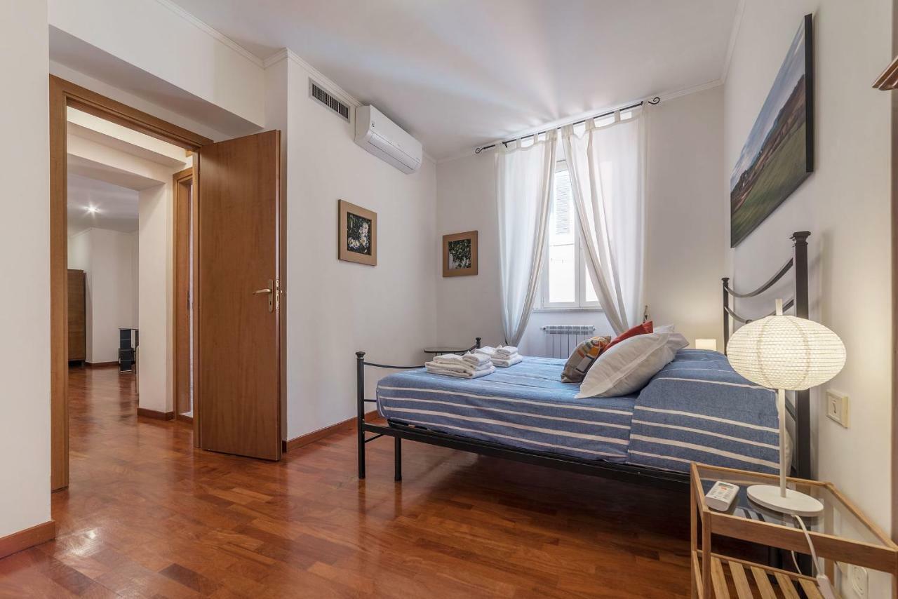 Casa Zeffiro - FromhometoРим Екстер'єр фото