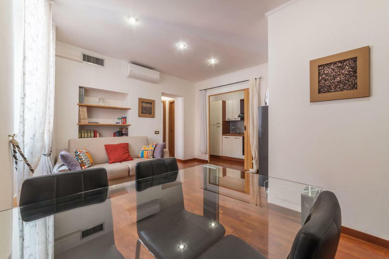 Casa Zeffiro - FromhometoРим Екстер'єр фото
