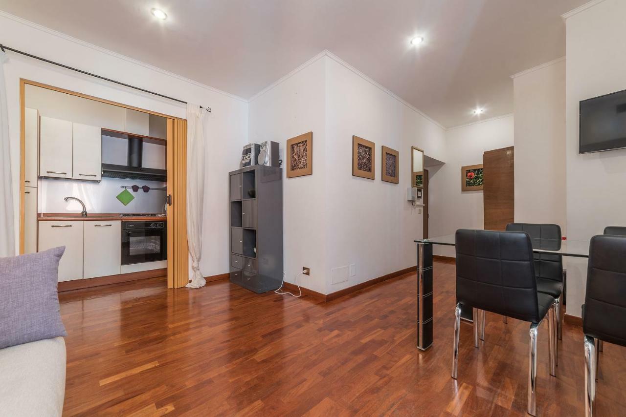 Casa Zeffiro - FromhometoРим Екстер'єр фото