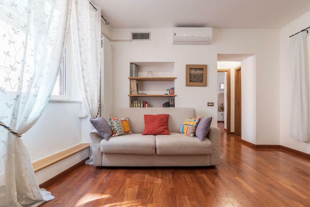 Casa Zeffiro - FromhometoРим Екстер'єр фото